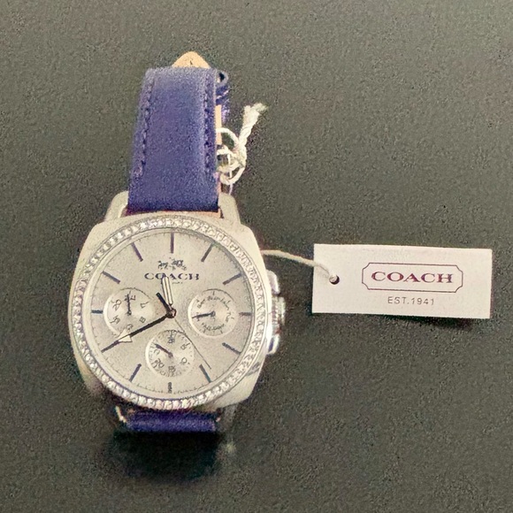 Coach Boyfriend Watch - Picture 1 of 7